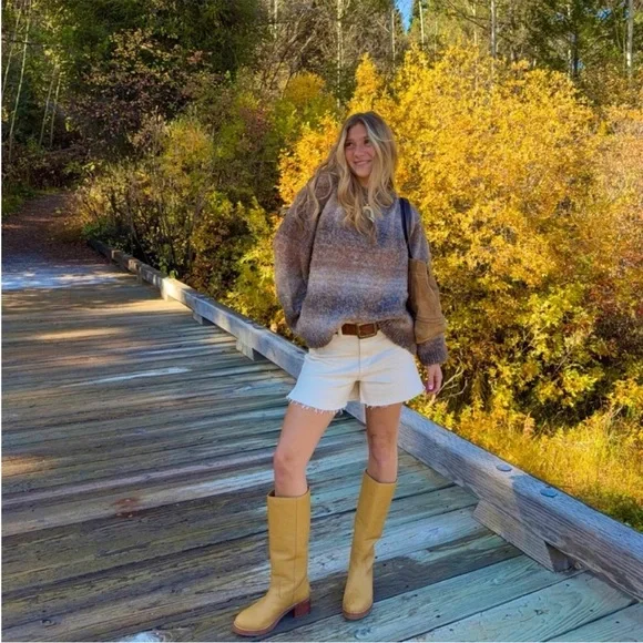 Frye Banana "Camryn" Pull On Classic Boots Size 8 - Picture 6 of 16